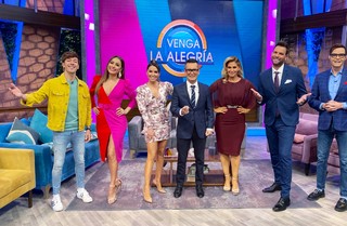 Cynthia Rodríguez feet photo thumbnail