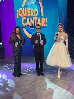 Cynthia Rodríguez feet photo thumbnail