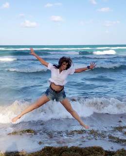 Cynthia Rothrock feet photo thumbnail