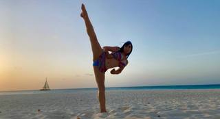 Cynthia Rothrock feet photo thumbnail