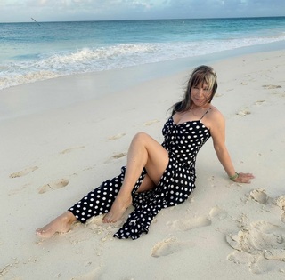 Cynthia Rothrock feet photo thumbnail