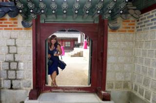 Cynthia Rothrock feet photo thumbnail
