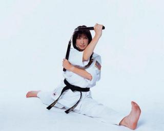 Cynthia Rothrock feet photo thumbnail