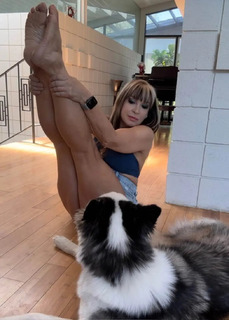 Cynthia Rothrock feet photo thumbnail