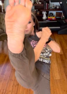 Cynthia Rothrock feet photo 2