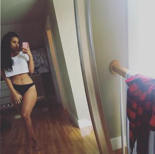 Cynthia Santana feet photo 7