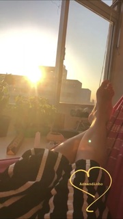 Cynthia Senek feet photo 5