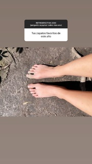 Cynthia Senek feet photo 10