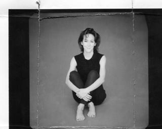 Cynthia Stevenson feet photo 2