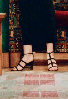 Cynthia Stevenson feet photo 5