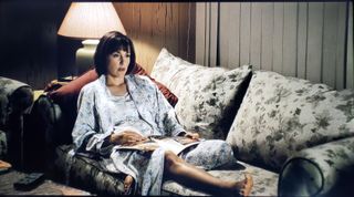 Cynthia Stevenson feet photo 1