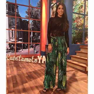 Cynthia Urias feet photo thumbnail