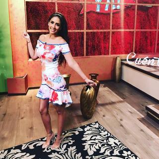 Cynthia Urias feet photo thumbnail