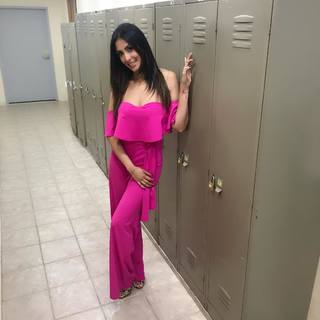 Cynthia Urias feet photo thumbnail