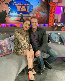 Cynthia Urias feet photo thumbnail