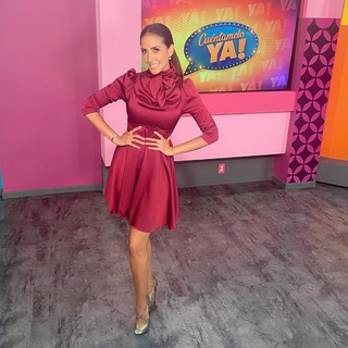 Cynthia Urias feet photo thumbnail