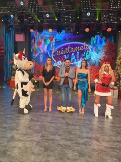 Cynthia Urias feet photo thumbnail