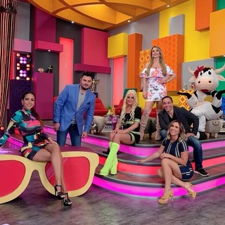 Cynthia Urias feet photo thumbnail