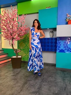 Cynthia Urias feet photo thumbnail