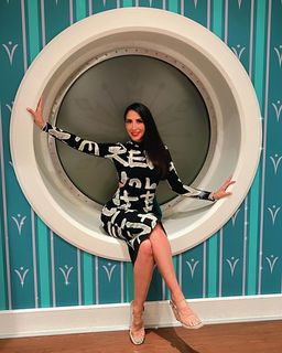 Cynthia Urias feet photo thumbnail