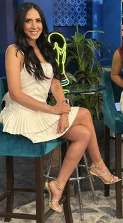 Cynthia Urias feet photo 17