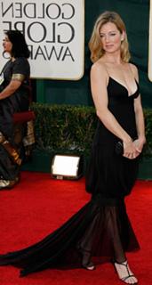 Cynthia Watros feet photo 15