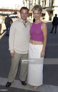 Cynthia Watros feet photo 12