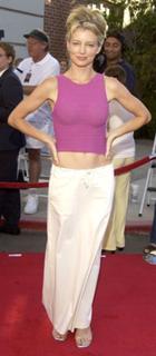 Cynthia Watros feet photo 10