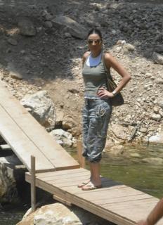 Cyrine AbdelNour feet photo thumbnail