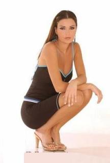 Cyrine AbdelNour feet photo thumbnail