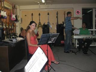 Cyrine AbdelNour feet photo thumbnail