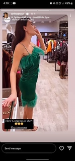 Cyrine AbdelNour feet photo thumbnail