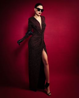 Cyrine AbdelNour feet photo thumbnail