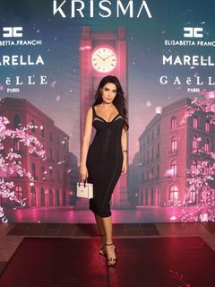 Cyrine AbdelNour feet photo thumbnail