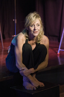 Cécile Auclert feet photo 5