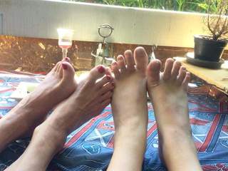 Cécile Auclert feet photo 4