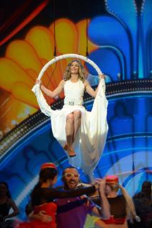 Cécile de France feet photo thumbnail