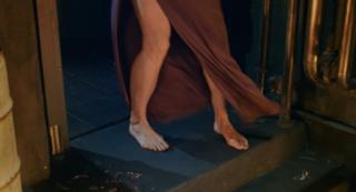 Cécile de France feet photo thumbnail