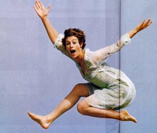 Cécile de France feet photo thumbnail