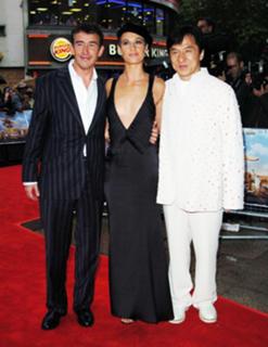 Cécile de France feet photo thumbnail