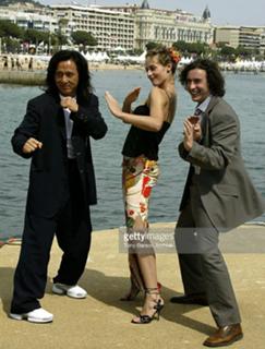 Cécile de France feet photo thumbnail