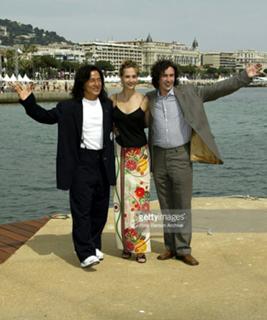 Cécile de France feet photo thumbnail