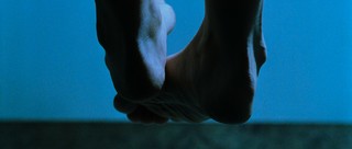 Cécile de France feet photo thumbnail