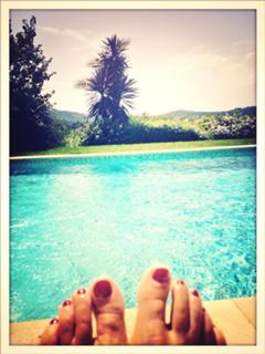 Cécile de Ménibus feet photo thumbnail