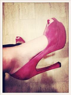 Cécile de Ménibus feet photo thumbnail