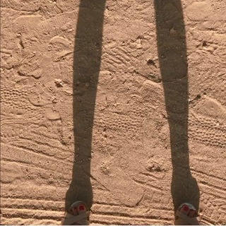 Cécile de Ménibus feet photo thumbnail