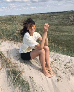Céline Bethmann feet photo 9