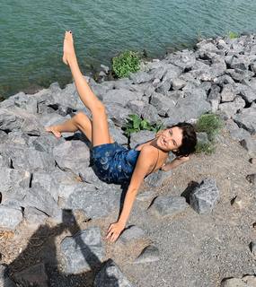 Céline Bethmann feet photo 3