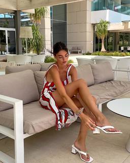 Céline Bethmann feet photo 3