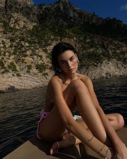 Céline Bethmann feet photo 16
